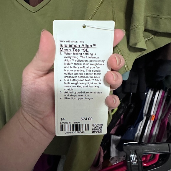 NWT - Picture 2 of 3